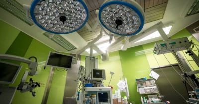 Lekarze usunęli ponad 11-kilogramowy guz macicy; apelują o badania profilaktyczne